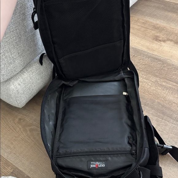 Explorer Tactical Black Bag - Picture 5 of 6